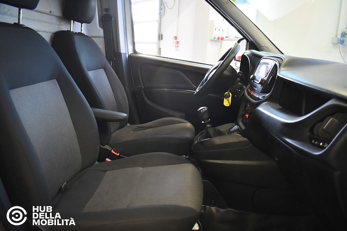 FIAT Doblò 1.4 T-Jet Natural Power PL-TN Cargo Maxi Lamierato SX
